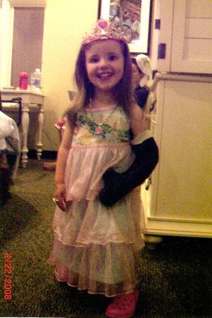 Young Violet with a cast