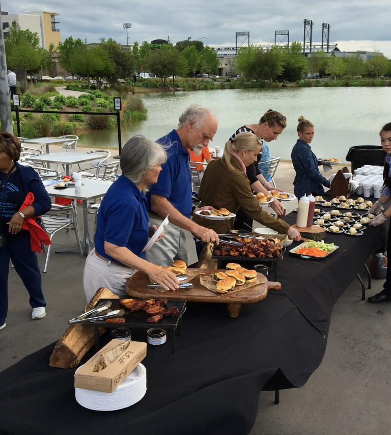 Volunteers enjoy food