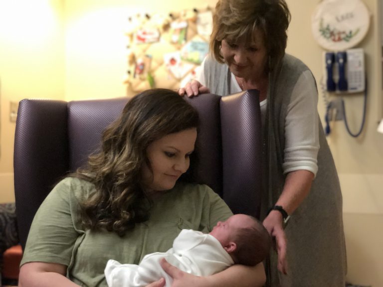 Dorinda and Kaley love on Knox