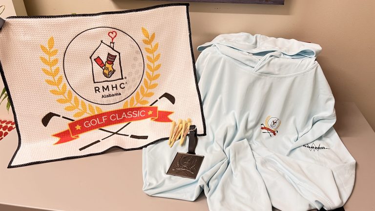 Grab golfing gear for a fun Father’s Day gift!