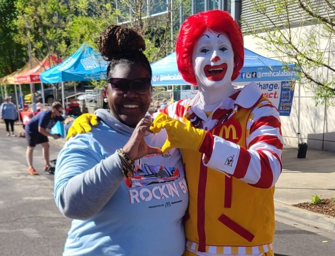Image of Shavonn Nowlin with Ronald McDonald